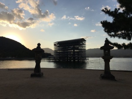 035 Under repair of the sea gate(Ootorii)